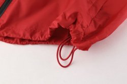 Giacca a vento AC Milan 2019 2020 Rosso Nero Giacca a vento AC Milan 2019 2020 Rosso Nero