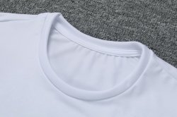 Maglia di Formazione Juventus Set Completo 2019 2020 Bianco Nero Maglia di Formazione Juventus Set Completo 2019 2020 Bianco Nero