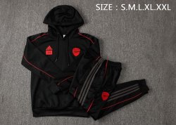 Felpa Cappuccio Arsenal 2022 Nero Felpa Cappuccio Arsenal 2022 Nero