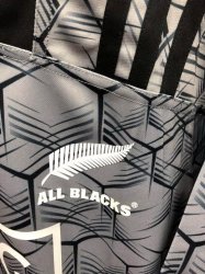 Maglia di Formazione Rugby All Blacks 2018 Grigio Maglia di Formazione Rugby All Blacks 2018 Grigio