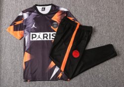 Maglia di Formazione Paris Saint Germain Set Completo 2019 2020 Arancione Nero Maglia di Formazione Paris Saint Germain Set Completo 2019 2020 Arancione Nero