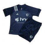 Maglia Sporting Kansas City Away Bambino 2020 2021 Blu Maglia Sporting Kansas City Away Bambino 2020 2021 Blu
